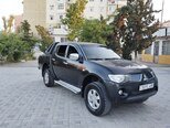Mitsubishi L200-4