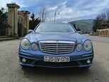 Mercedes E 320-1