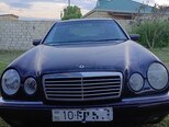 Mercedes E 240-2