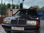 Mercedes 190-1