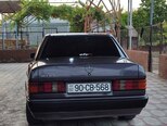 Mercedes 190-2