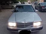Mercedes 190-1