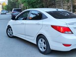 Hyundai Accent-3