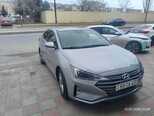 Hyundai Elantra-1