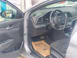 Hyundai Elantra-8