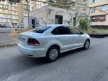 Volkswagen Polo-6