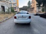 Volkswagen Polo-4