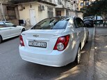 Chevrolet Aveo-5