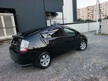 Toyota Prius-13