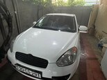 Hyundai Accent-1