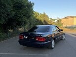 Mercedes E 240-7