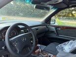 Mercedes E 240-2