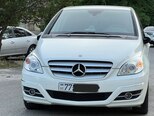 Mercedes B 180-10