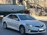 Toyota Camry-3