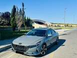 Hyundai Elantra-2