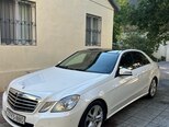 Mercedes E 200-3
