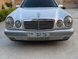 Mercedes E 240-3