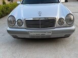Mercedes E 240-13