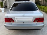 Mercedes E 240-6