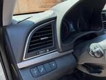 Hyundai Elantra-9