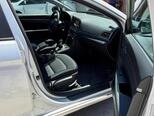 Hyundai Elantra-12