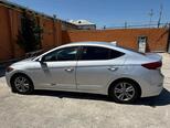 Hyundai Elantra-3