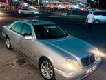 Mercedes E 240-2