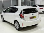 Toyota Aqua-4