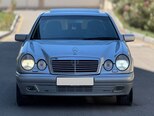 Mercedes E 240-5