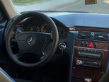 Mercedes E 240-9