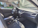 Hyundai Accent-11