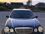 Mercedes E 200-2