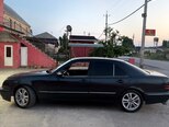 Mercedes E 200-4