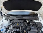 Hyundai Elantra-12