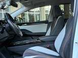 Volkswagen ID.6 Crozz-9