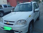 Chevrolet Niva-4