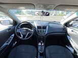 Hyundai Accent-4