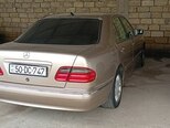 Mercedes E 240-2