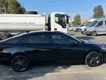 Hyundai Elantra-4