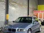 BMW 320-2