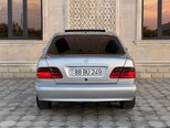 Mercedes E 220-6