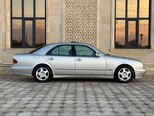 Mercedes E 220-4
