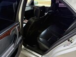 Mercedes E 270-9