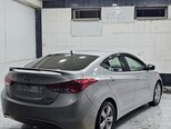 Hyundai Elantra-3