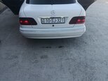 Mercedes E 220-2