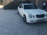 Mercedes E 220-3