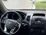 Kia Sorento-12