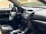 Kia Sorento-13