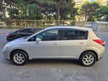 Nissan Tiida-6