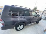 Mitsubishi Pajero-4